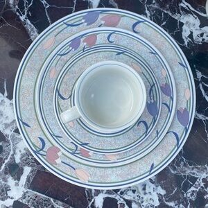 4pc Place Setting MIKASA Intaglio TROPICAL ISLAND CAC45 Dinner, Salad, Cup & Sau